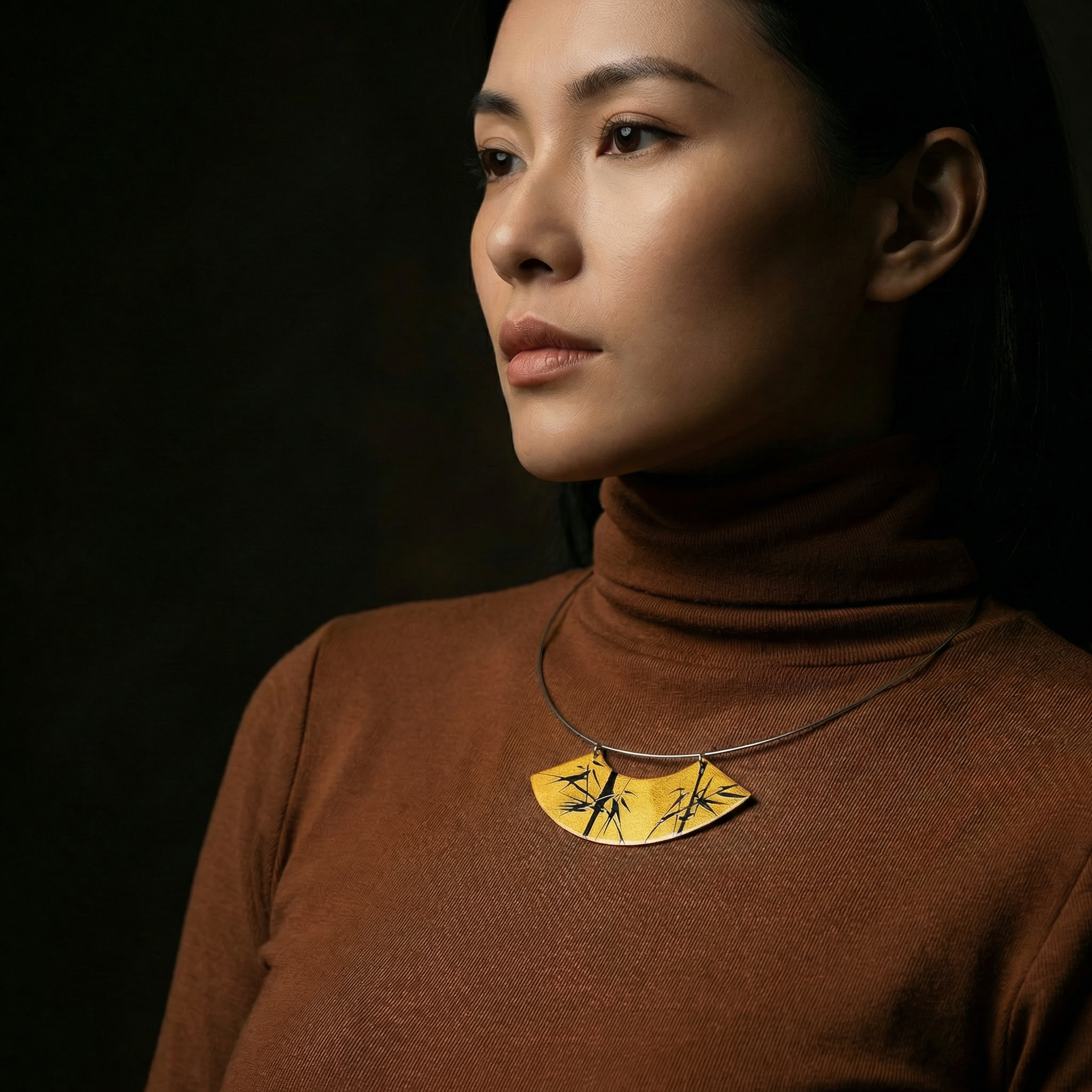Bamboo Fan Lacquer Necklace