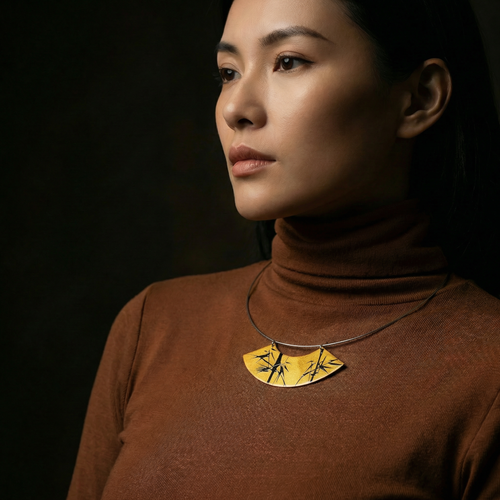 Bamboo Fan Lacquer Necklace